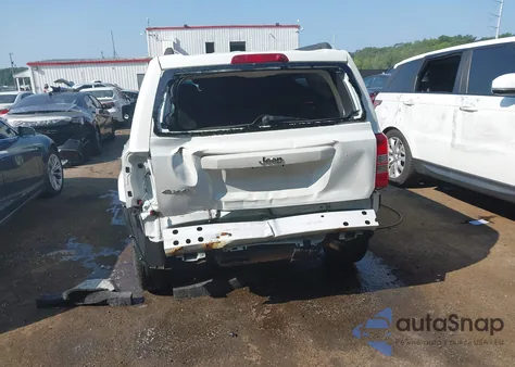 2015 Jeep Patriot Sport z USA, uszkodzony, nr VIN 1C4NJRBB2FD197440